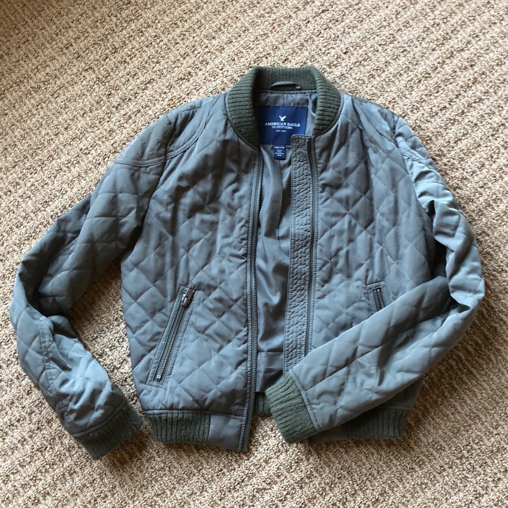 American Eagle bomber military green jacket XXS